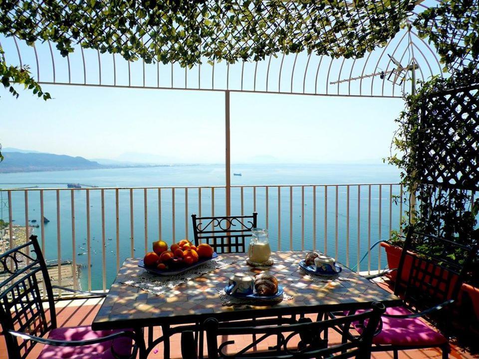 Bed and Breakfast Dimora Carlo III Vietri Exteriér fotografie